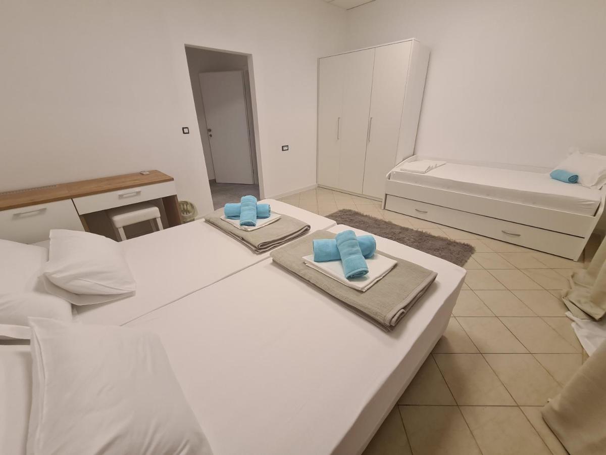 Hostel Stadion - *